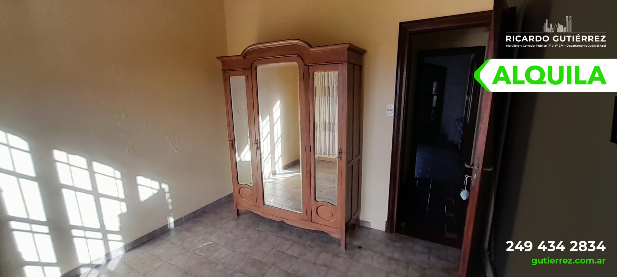 Hermoso Chalet en B° El Cerrito, doble frente