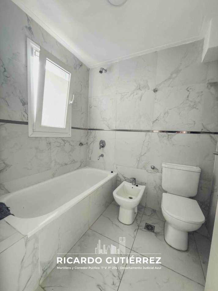 Amplio semipiso de 2 dormitorios en alquiler