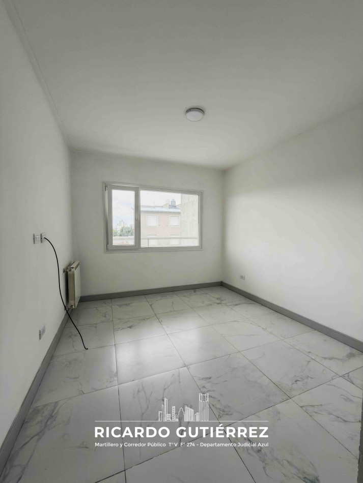 Amplio semipiso de 2 dormitorios en alquiler