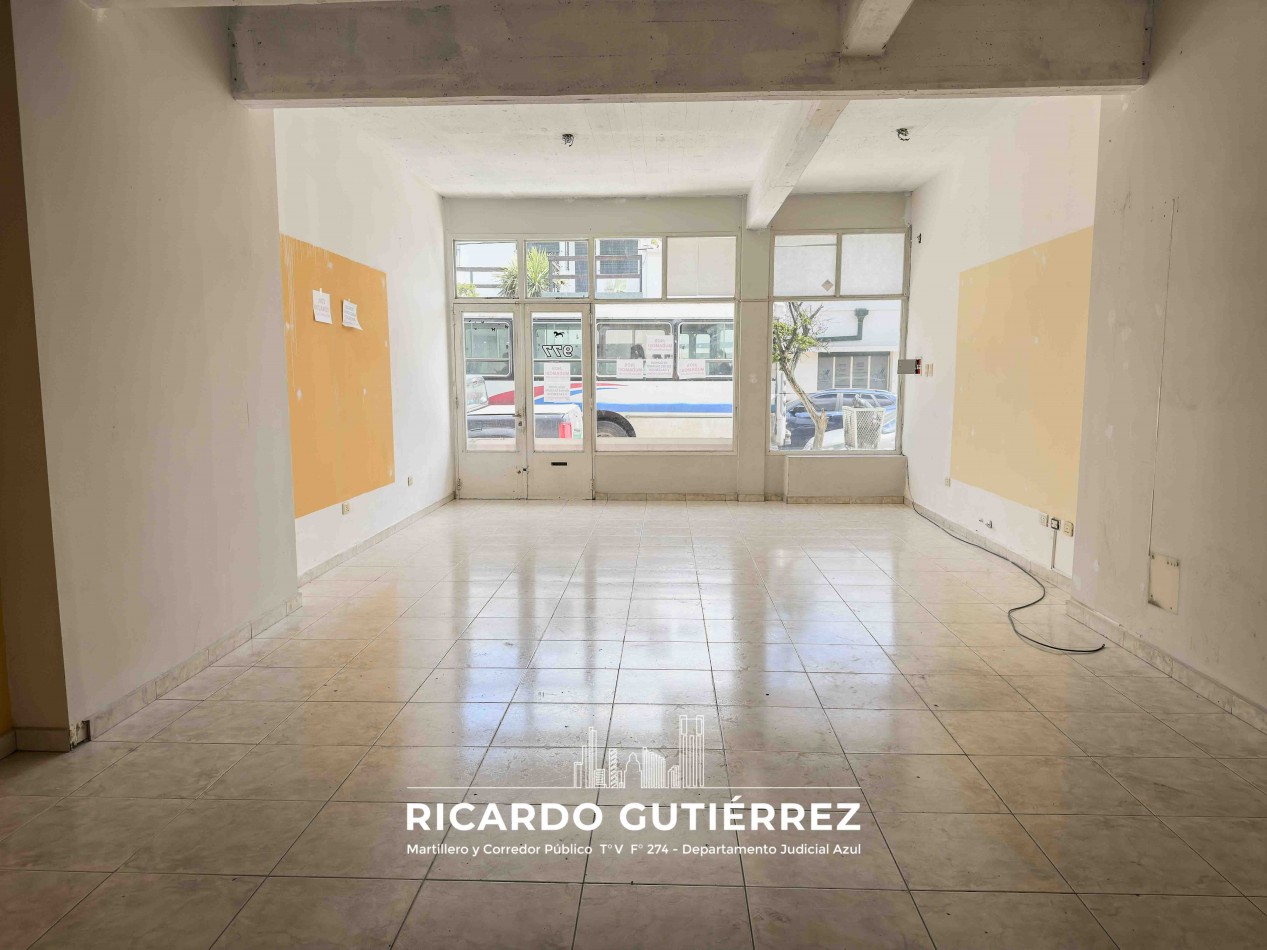 Amplio local en alquiler